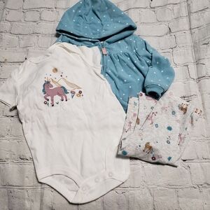 Carter's Baby Girl 3 Piece Matching Set.